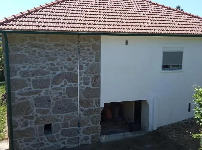 Casa Cantinho Dos Pais 파레드스 드 코라